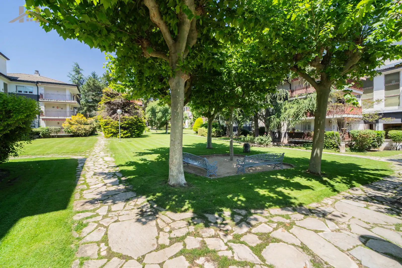 Jardín de Piso en venta en Galapagar con Calefacción, Parquet y Terraza