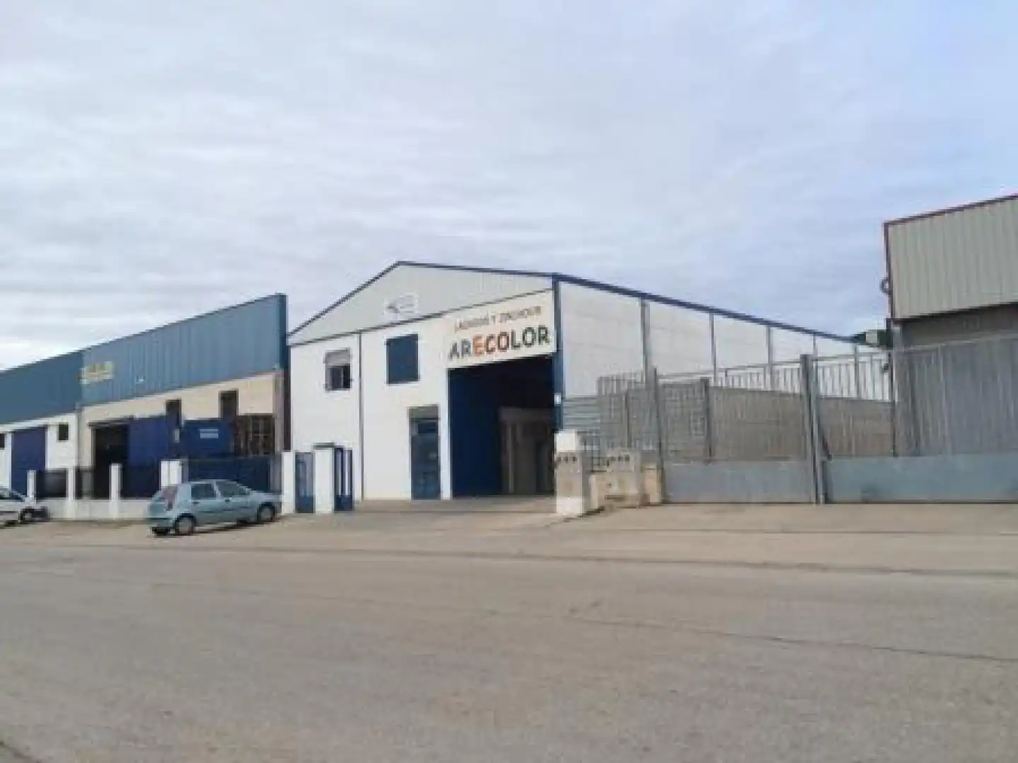 Vista exterior de Nave industrial en venta en Campo de Criptana