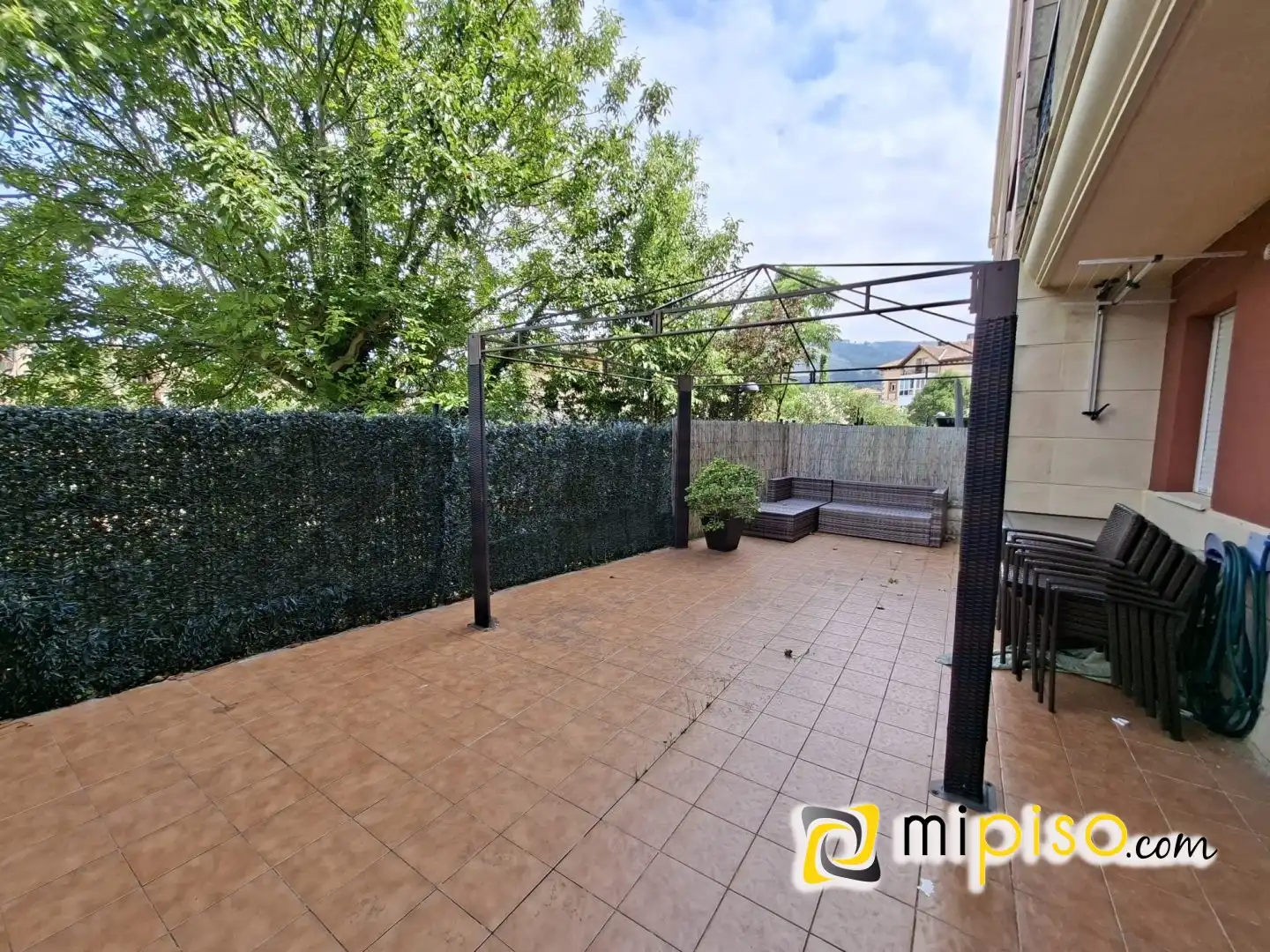 Terraza de Piso en venta en Ampuero con Calefacción, Terraza y Trastero