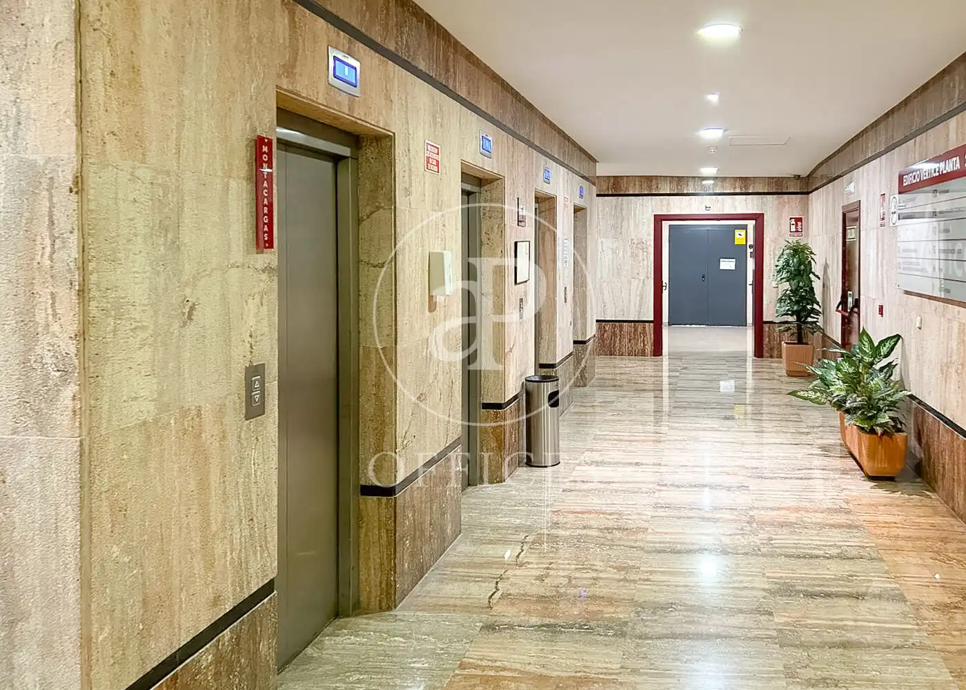 Office for sale in Madrid  with Air Conditioner