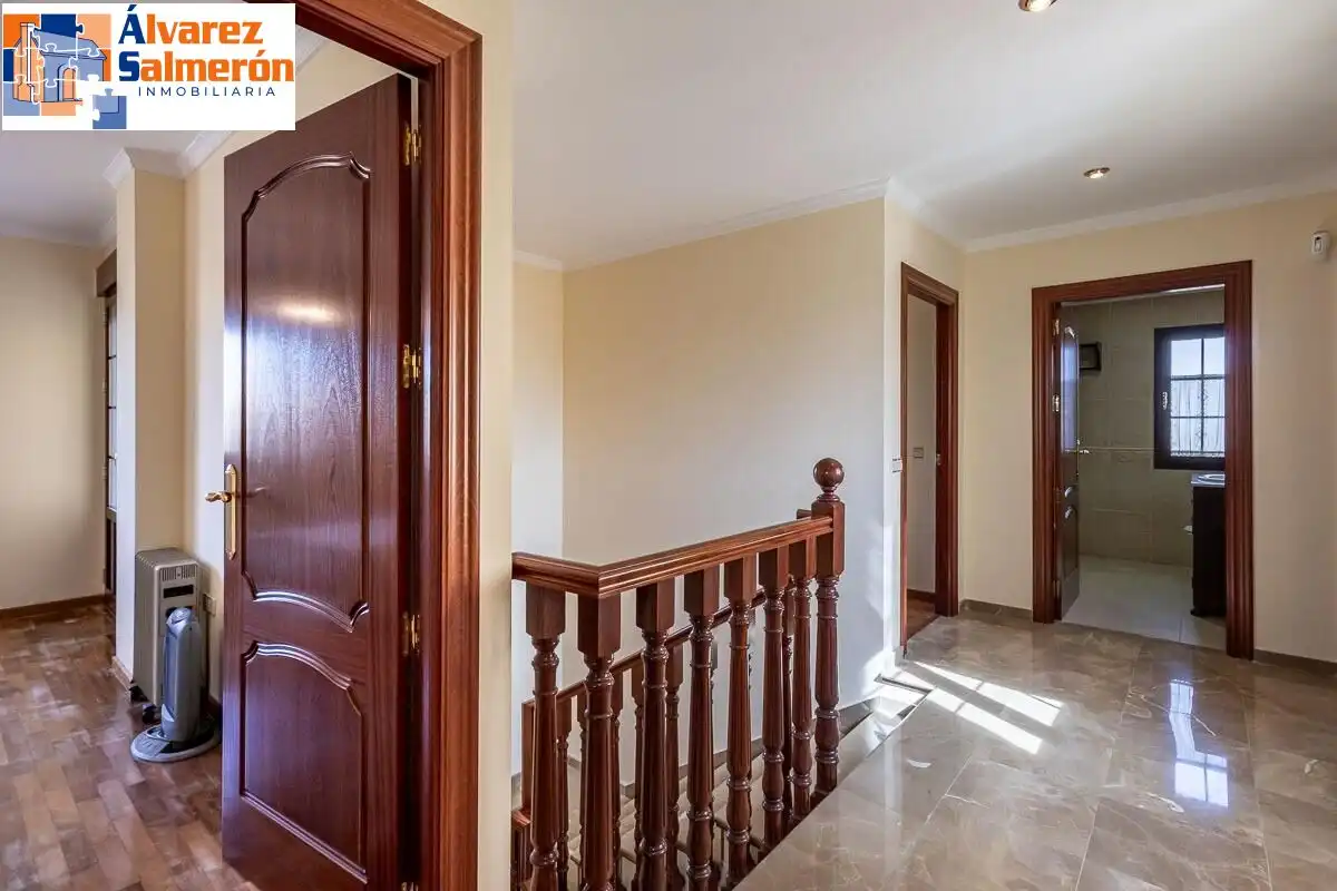 Casa con jardín en venta en Calle MARIANA PINEDA, imagen 41