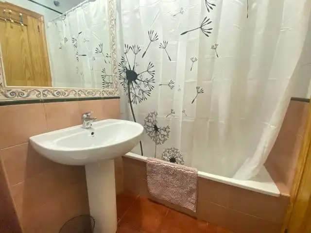 Bany de Apartament en venda en La Antilla amb Terrassa, Traster i Moblat