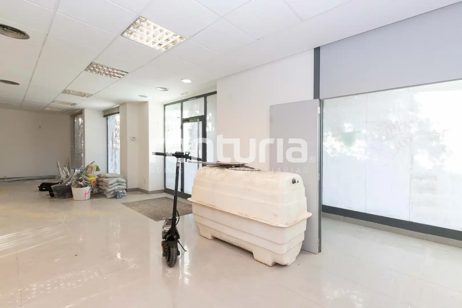 Local de alquiler en Valencia con Aire acondicionado