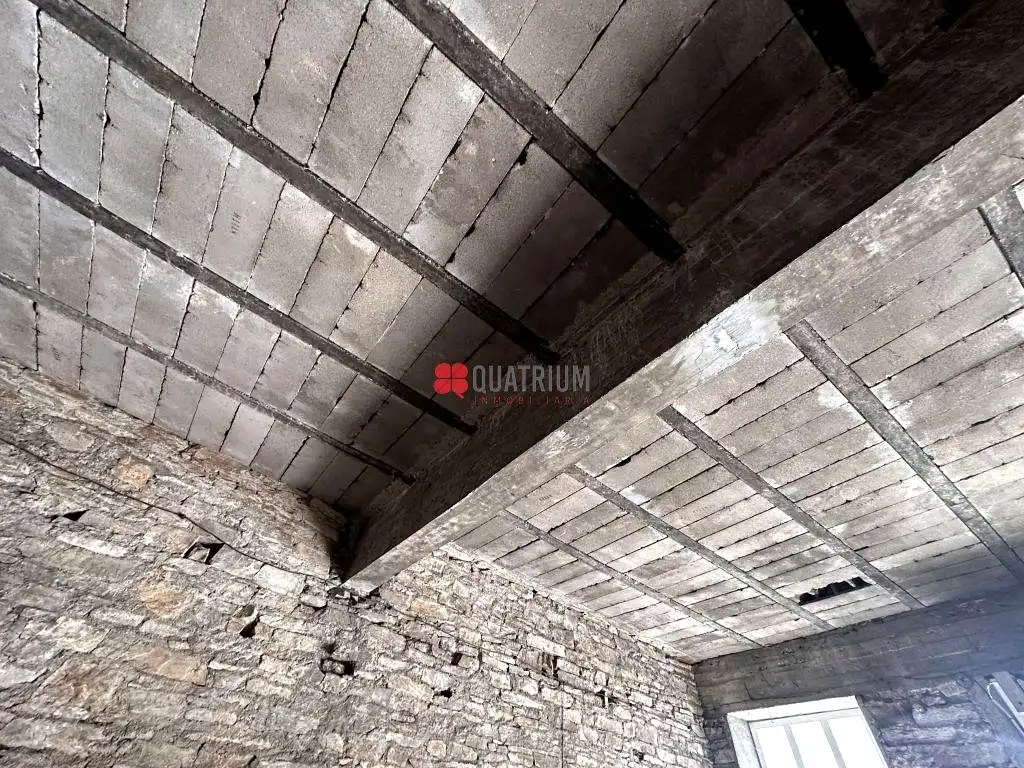 Casa o xalet en venda en Santiago de Compostela  amb Terrassa, Traster i Balcó