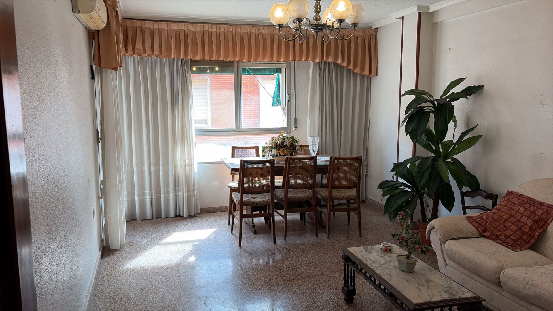 Dining room of Flat for sale in Villena  with Air Conditioner, Heating and Furnished