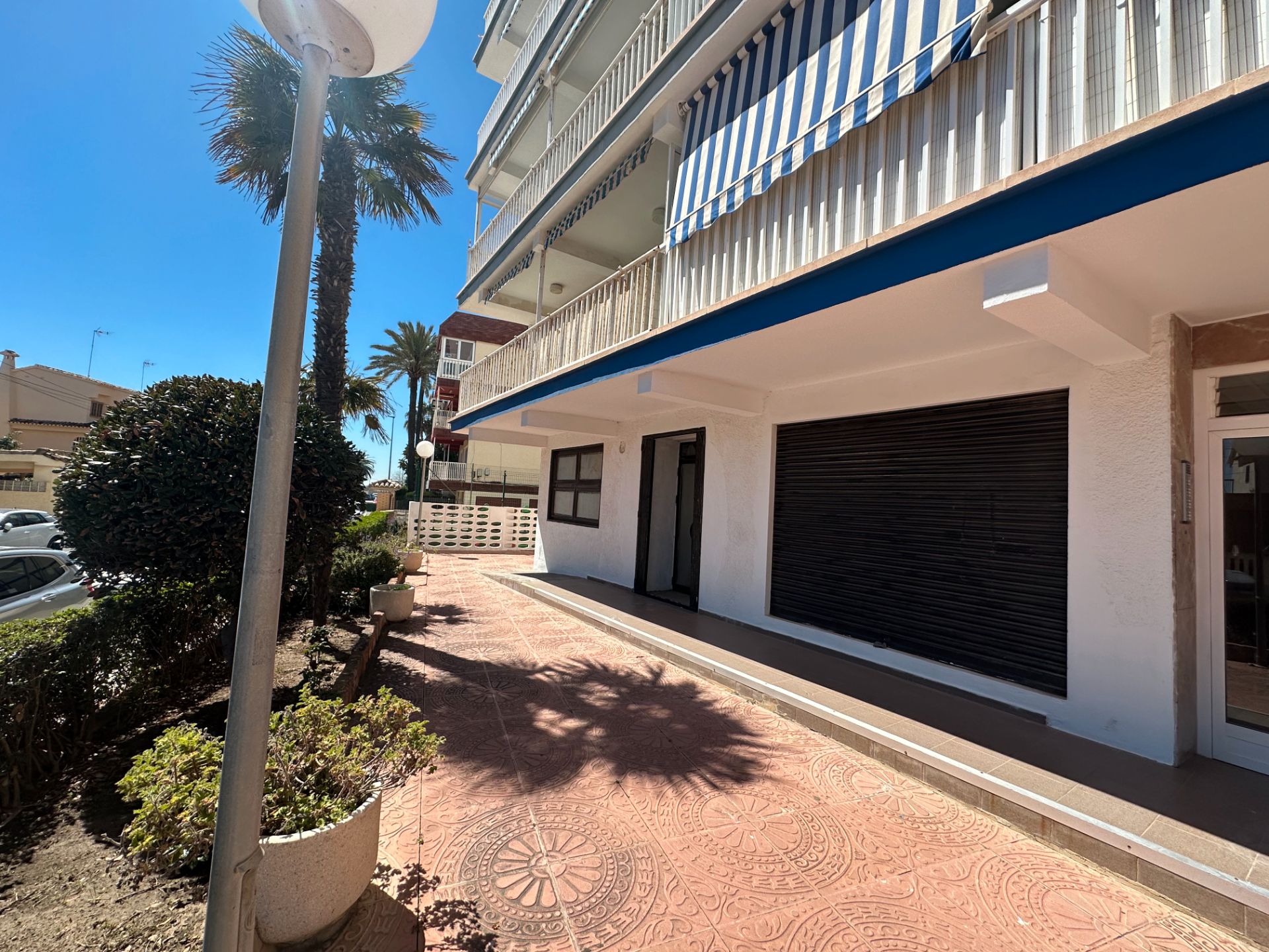 Exterior view of Premises for sale in La Pobla de Farnals