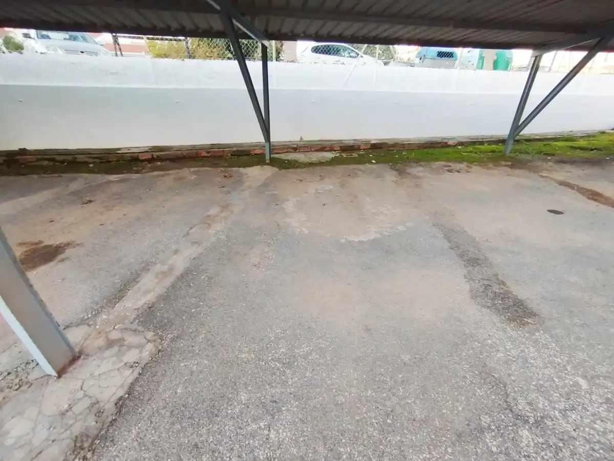 Parking de Casa adosada en venta en Rincón de la Victoria con Terraza