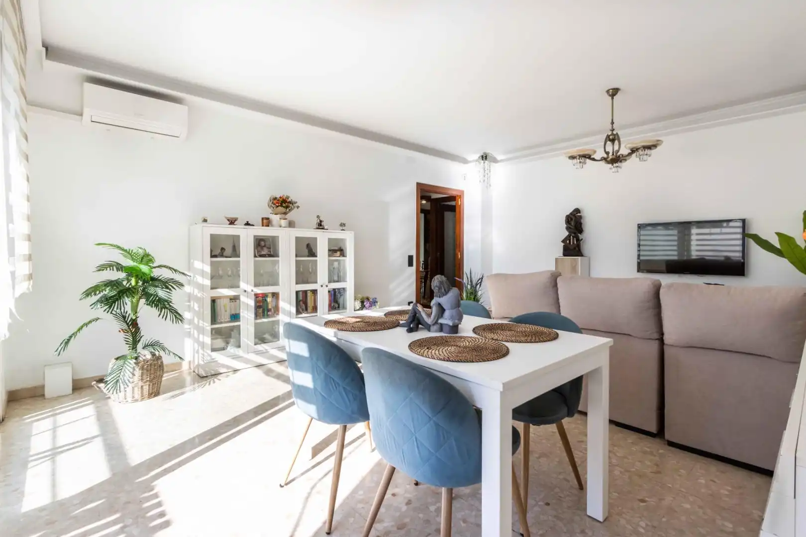 Comedor de Piso en venta en Sabadell con Aire acondicionado, Calefacción y Trastero