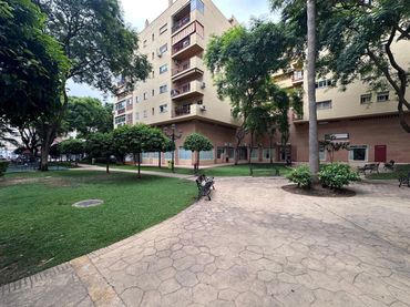 Apartment with garden for sale in Centro ciudad