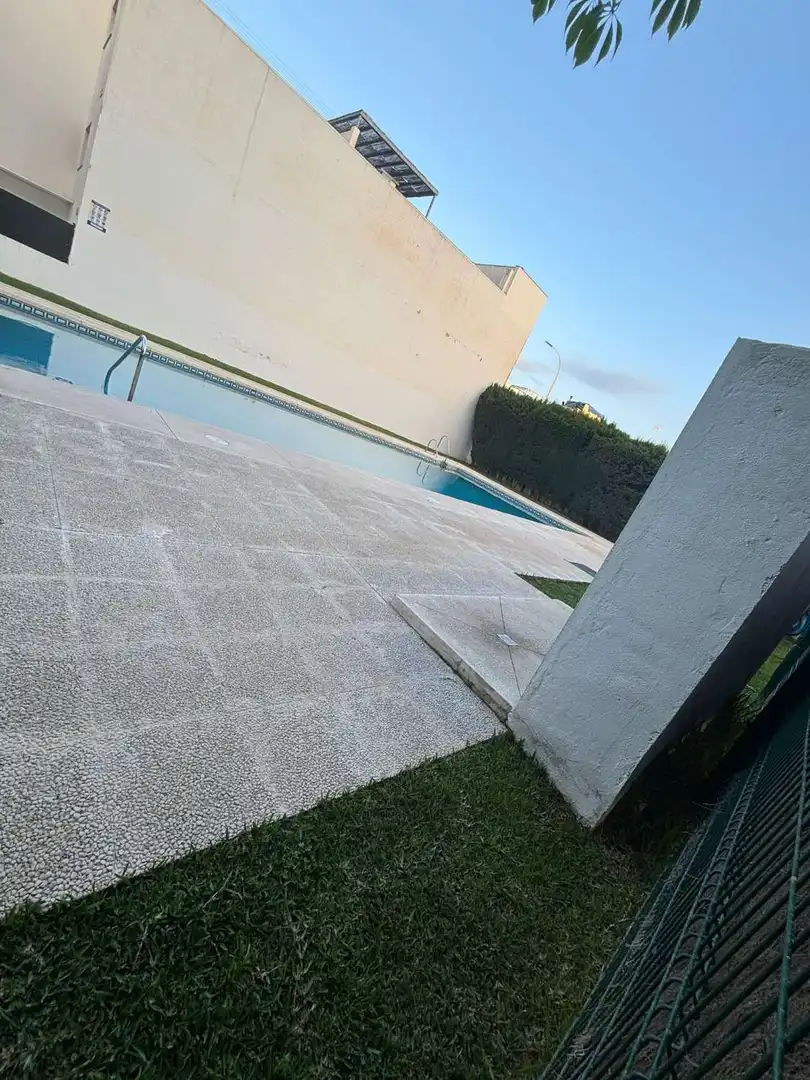 Piscina de Ático en venta en Málaga con Aire acondicionado, Terraza y Piscina