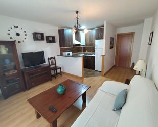 Living room of Flat to rent in Úbeda  with Air Conditioner, Heating and Parquet flooring