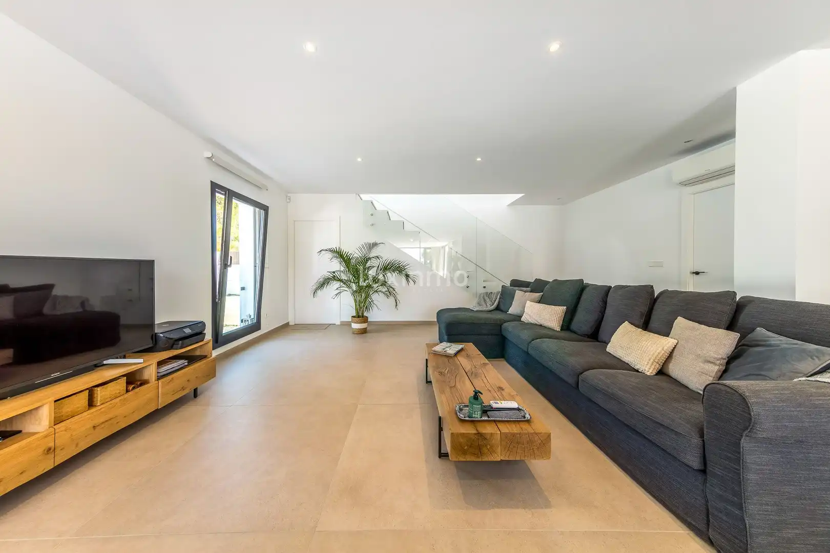 Sala de estar de Casa o chalet en venta en La Nucia con Aire acondicionado, Calefacción y Terraza