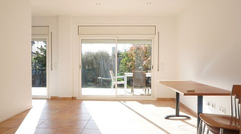 Foto 3 de Casa adosada en venda a Montagut i Oix, Girona