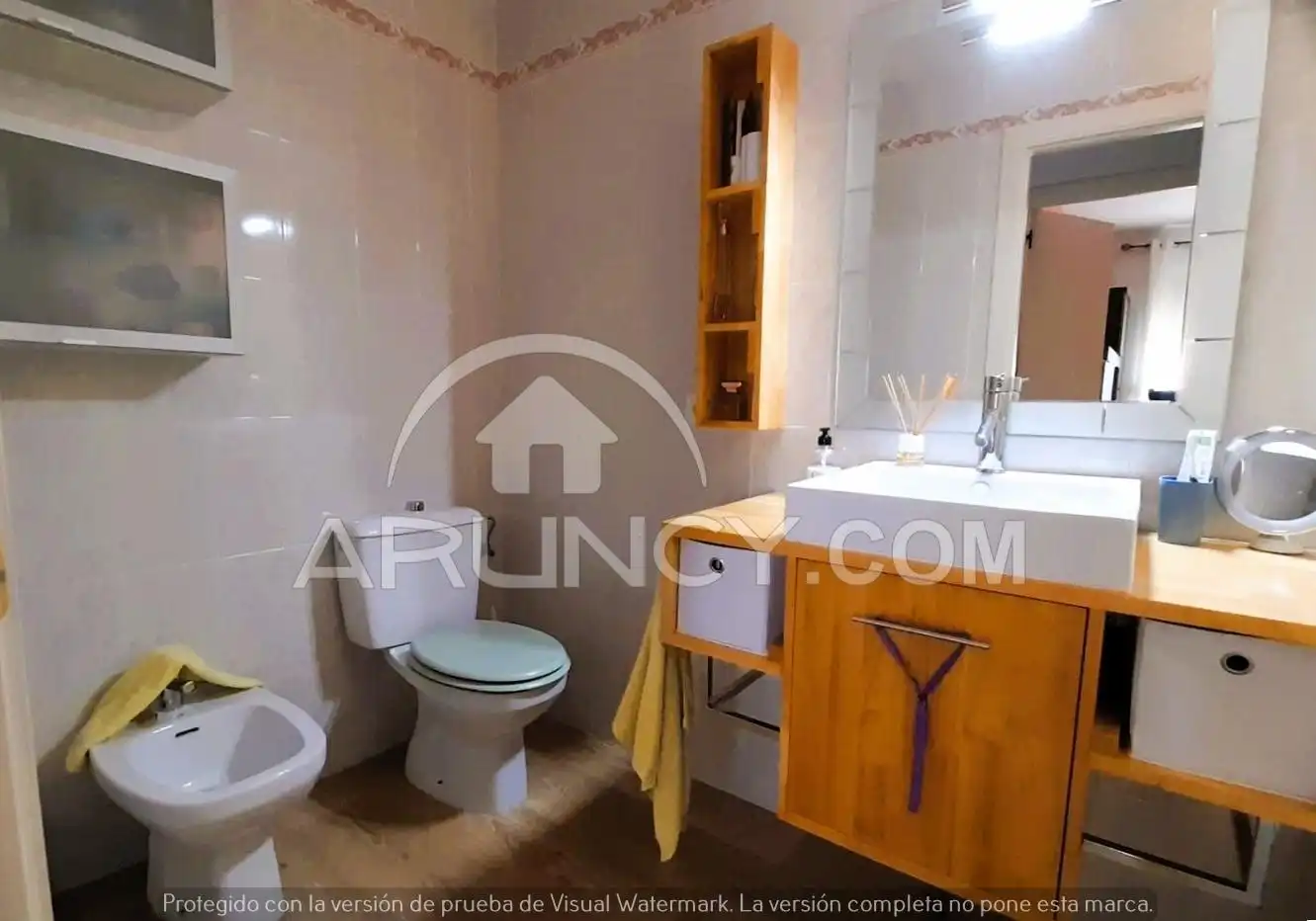 Bathroom of Flat for sale in Alcalá de Guadaira  with Air Conditioner and Storage room