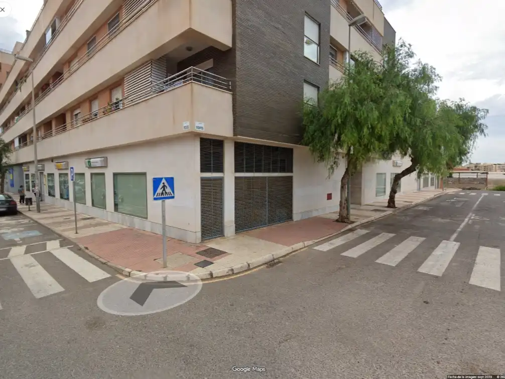 Parking of Commercial properties for rent in Roquetas de Mar  with Air Conditioner, Heating and Internet