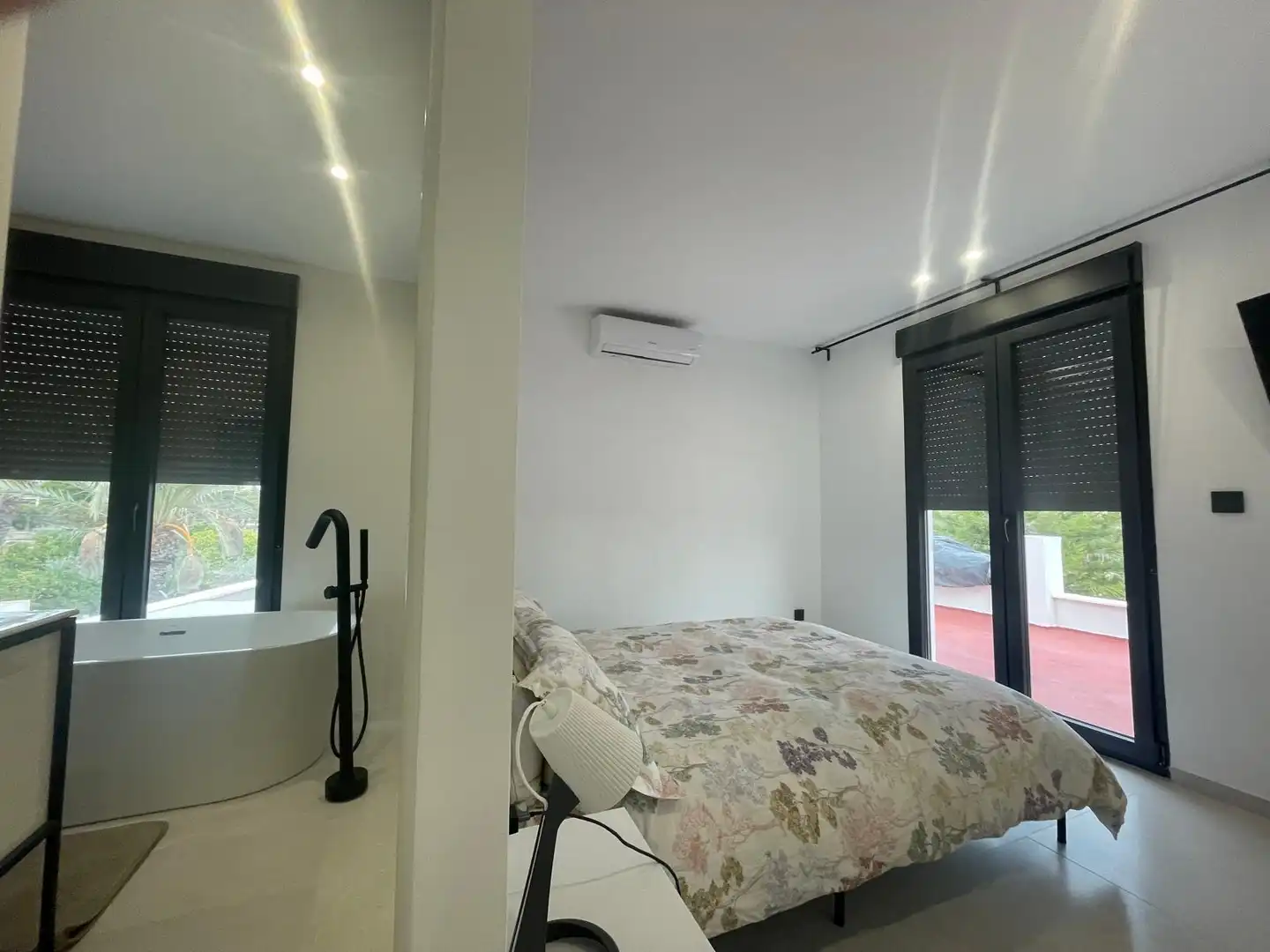 Dormitori de Casa o xalet en venda en Elche / Elx amb Aire condicionat, Terrassa i Traster