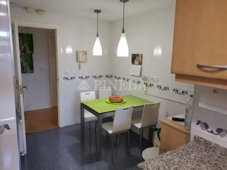 Cuina de Pis de lloguer en Valencia amb Aire condicionat, Calefacció i Terrassa
