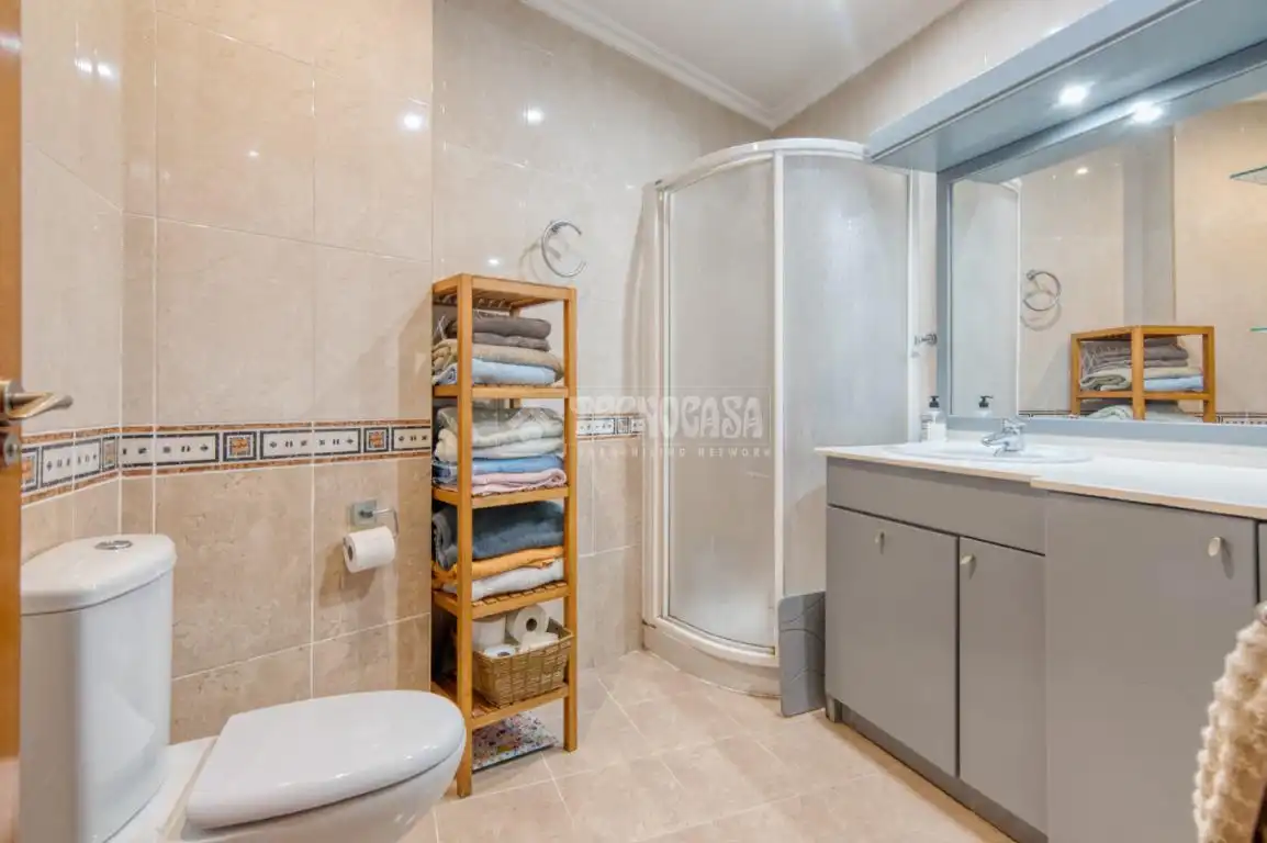 Baño de Piso en venta en Topas con Terraza