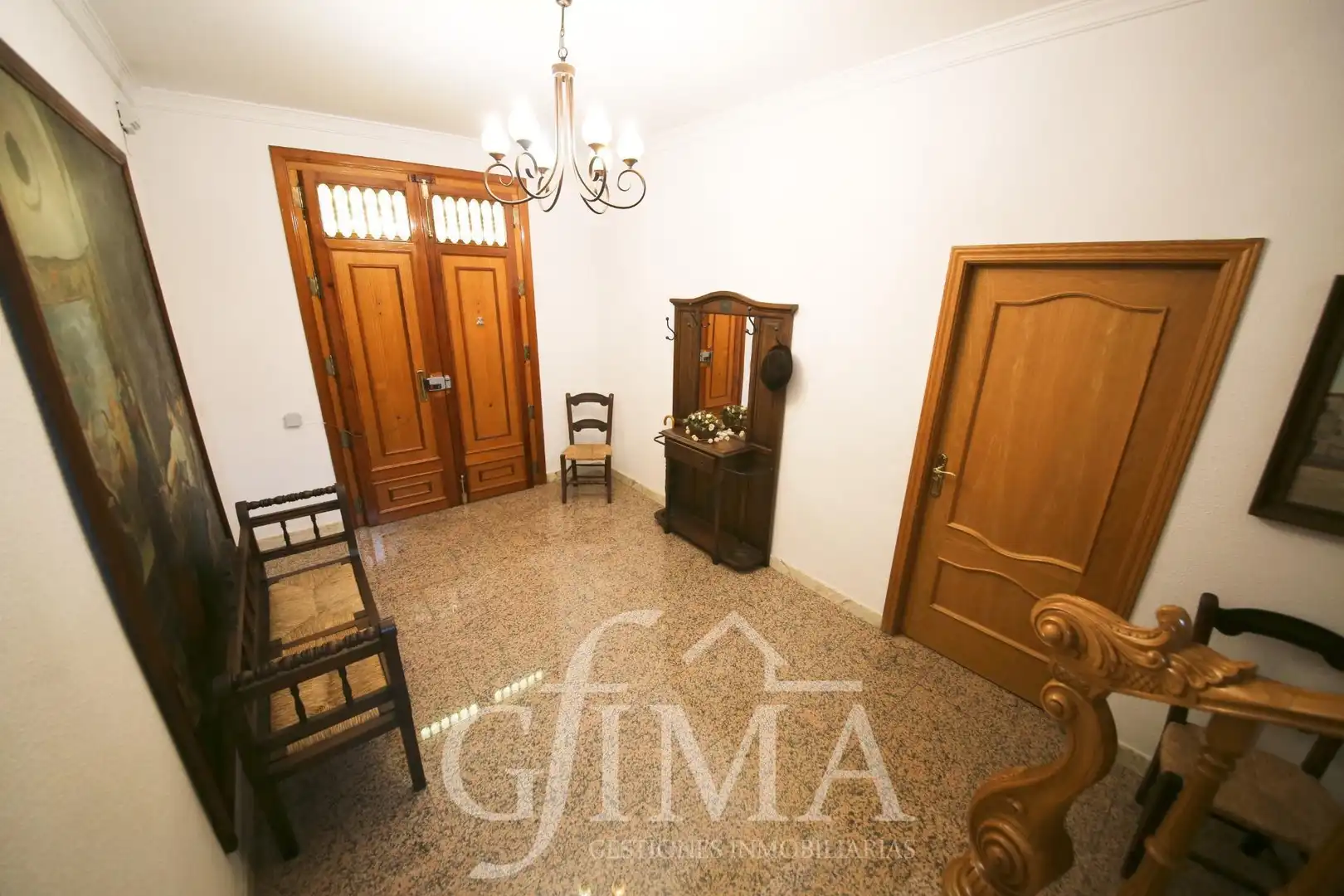 Casa con terraza en venta en Tomelloso, imagen 2