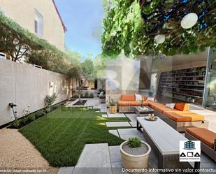 Terrassa de Casa adosada en venda en  Madrid Capital amb Aire condicionat, Calefacció i Jardí privat