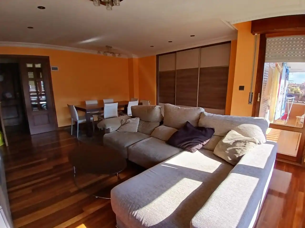Living room of Flat for sale in Castro-Urdiales  with Heating, Parquet flooring and Terrace