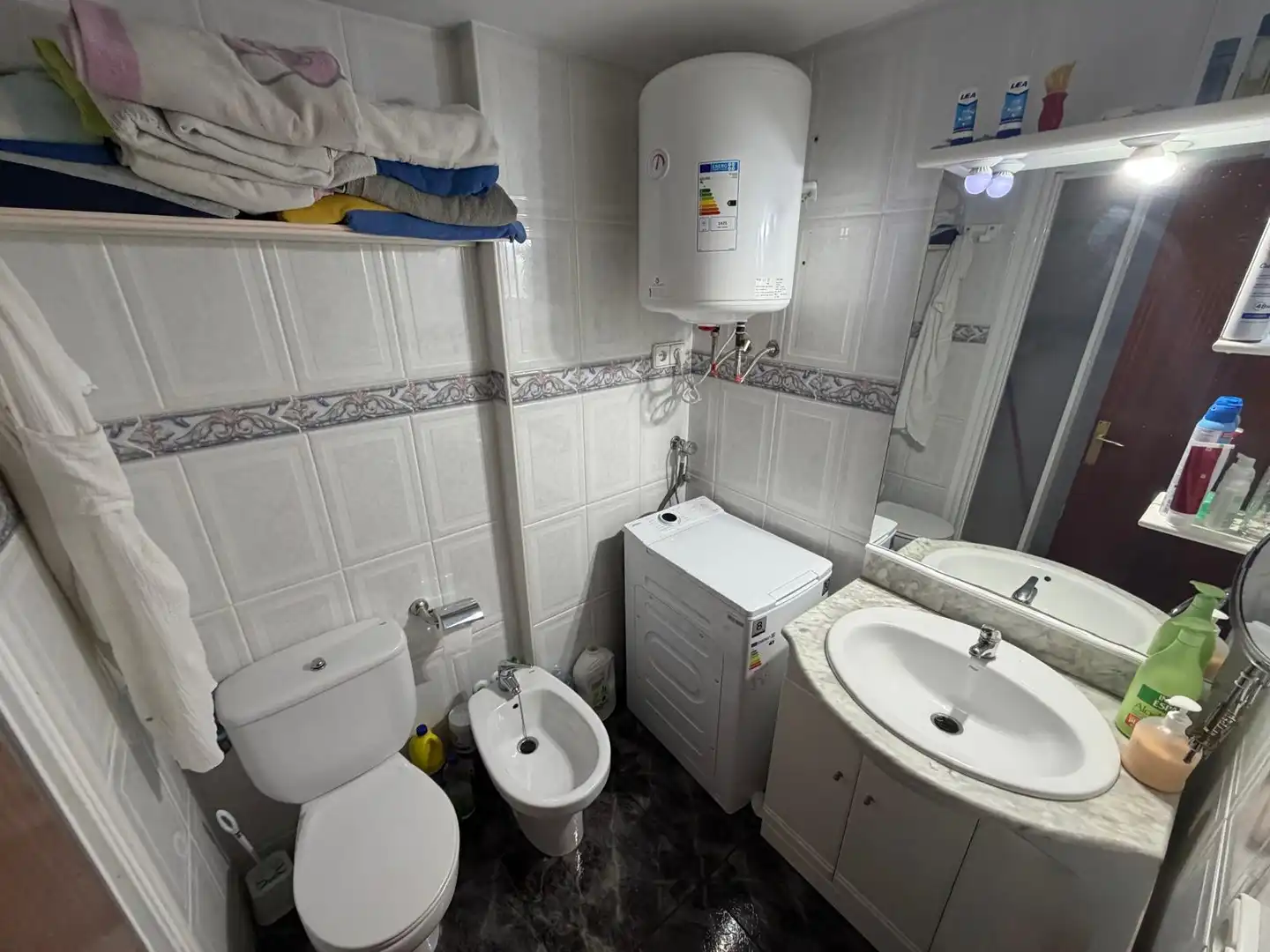 Bathroom of Apartments for sale in El Vendrell  with Terrace, Furnished and Alarm
