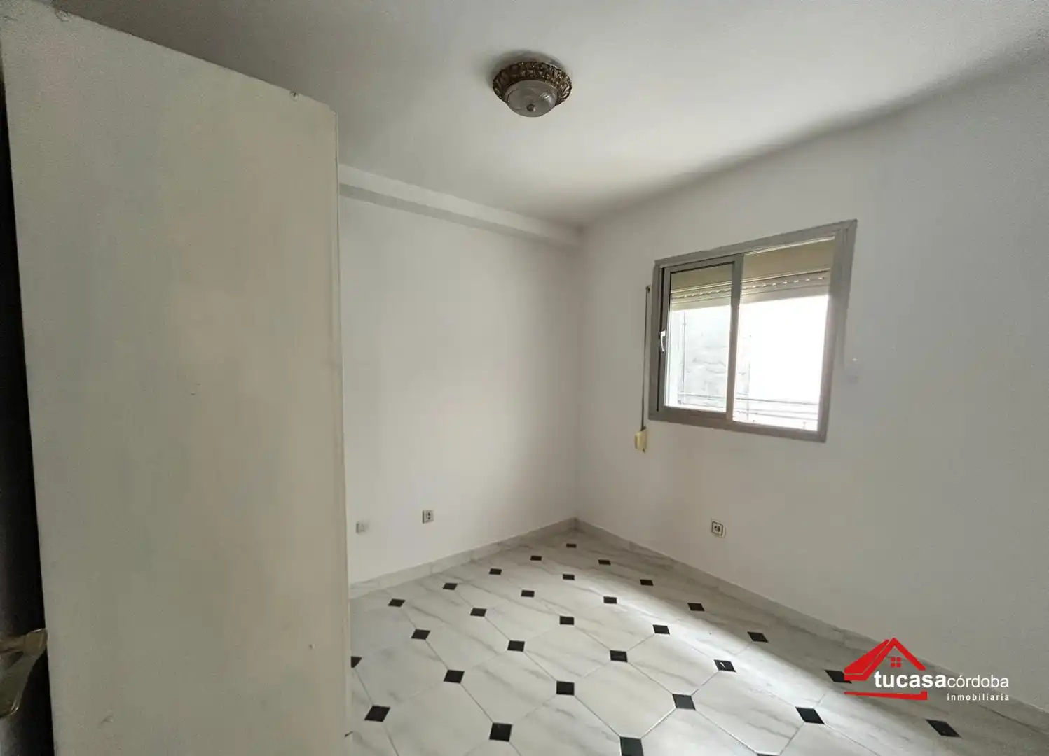 Schlafzimmer von Wohnung zum Verkauf in Córdoba mit Klimaanlage, Abstellraum und Möbliert