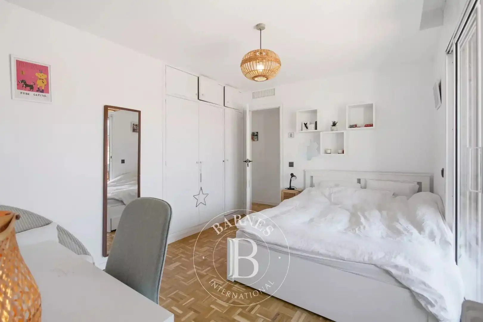 Schlafzimmer von Dachboden zum Verkauf in Barcelona mit Klimaanlage, Heizung und Terrasse