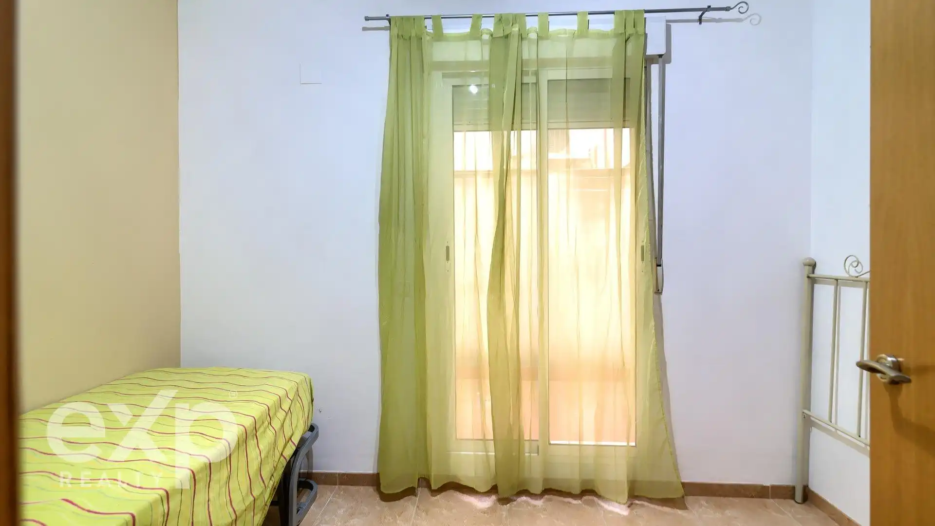 Bedroom of Flat for sale in Alginet  with Air Conditioner, Terrace and Storage room