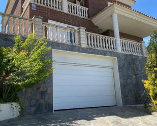 Vista exterior de Casa o xalet en venda en Olèrdola amb Calefacció i Jardí privat