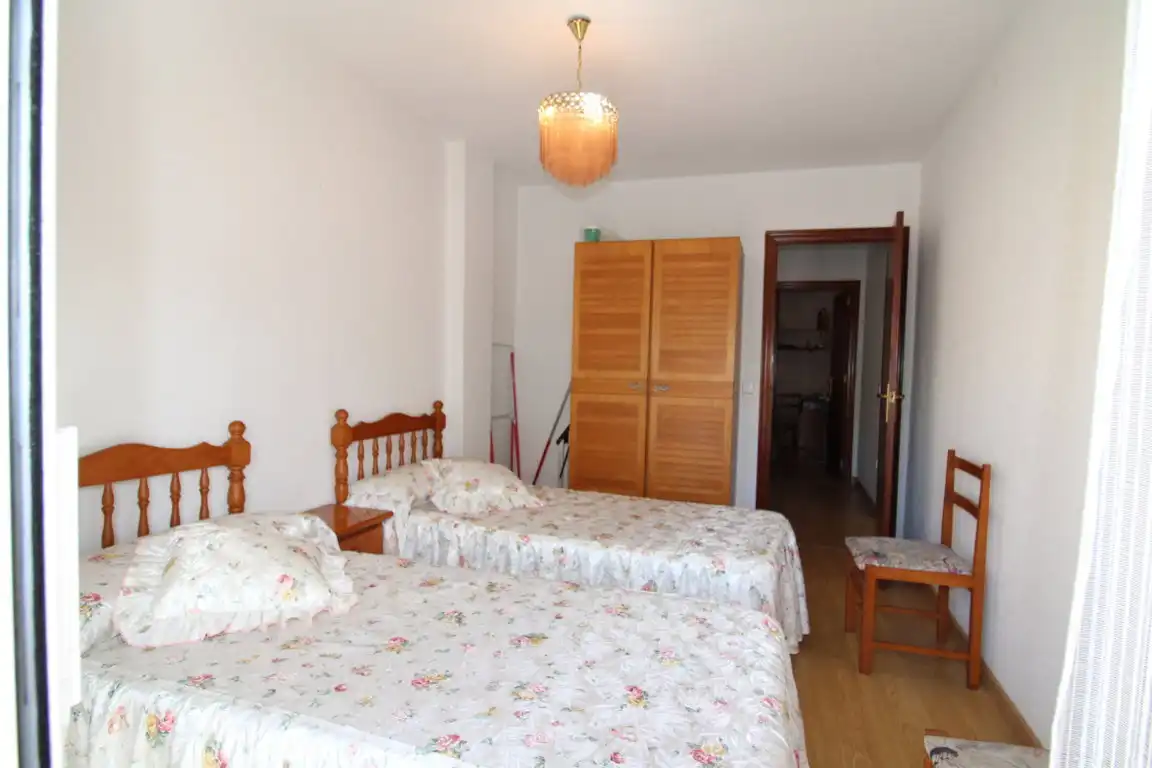 Schlafzimmer von Wohnung zum Verkauf in Torrevieja mit Möbliert und Balkon