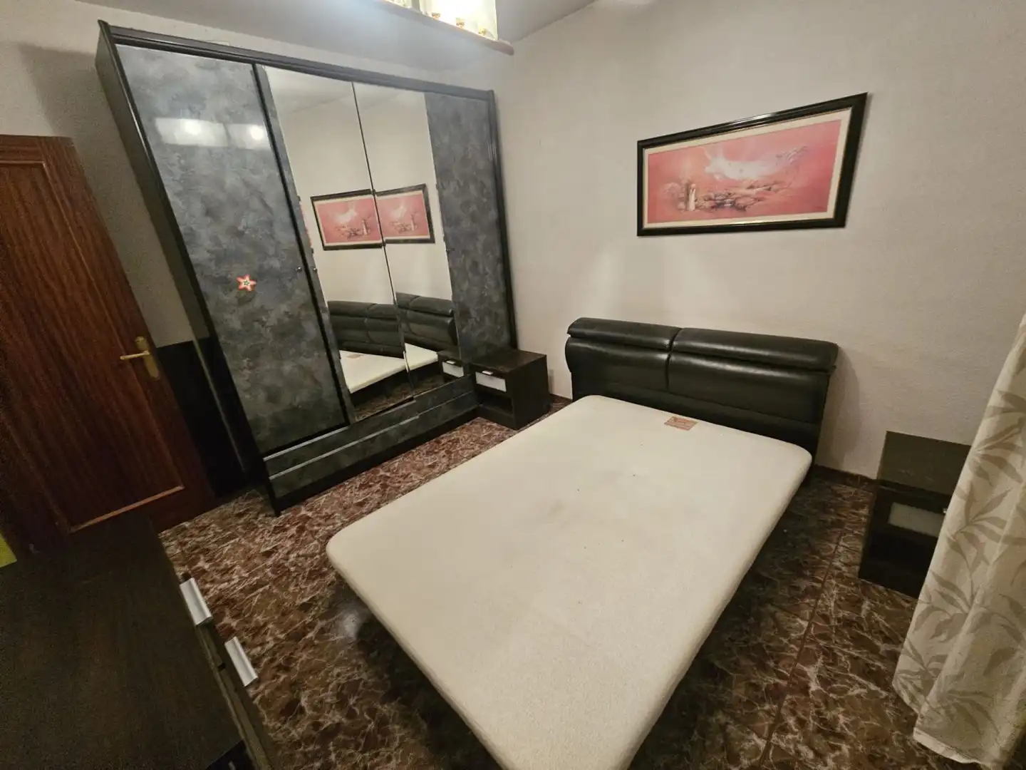 Bedroom of Flat for sale in San Millán - Ayuntamiento