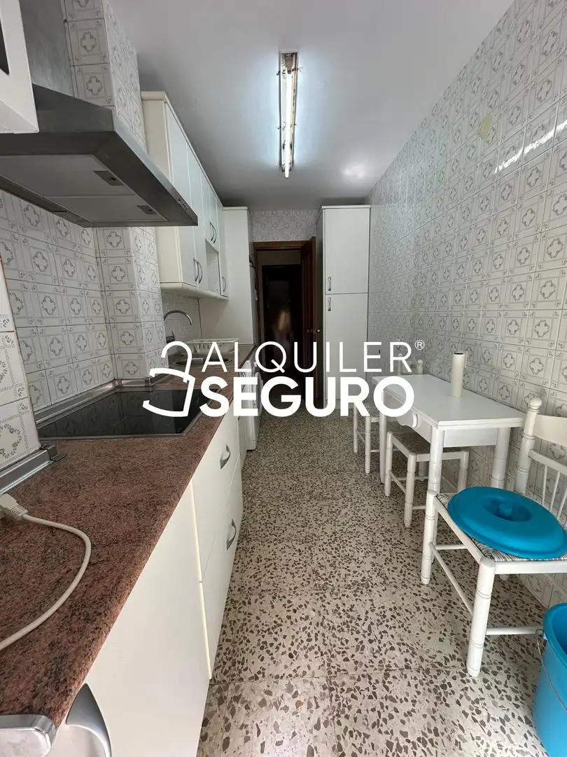Kitchen of Flat for rent in Málaga  with Air Conditioner, Terrace and Furnished