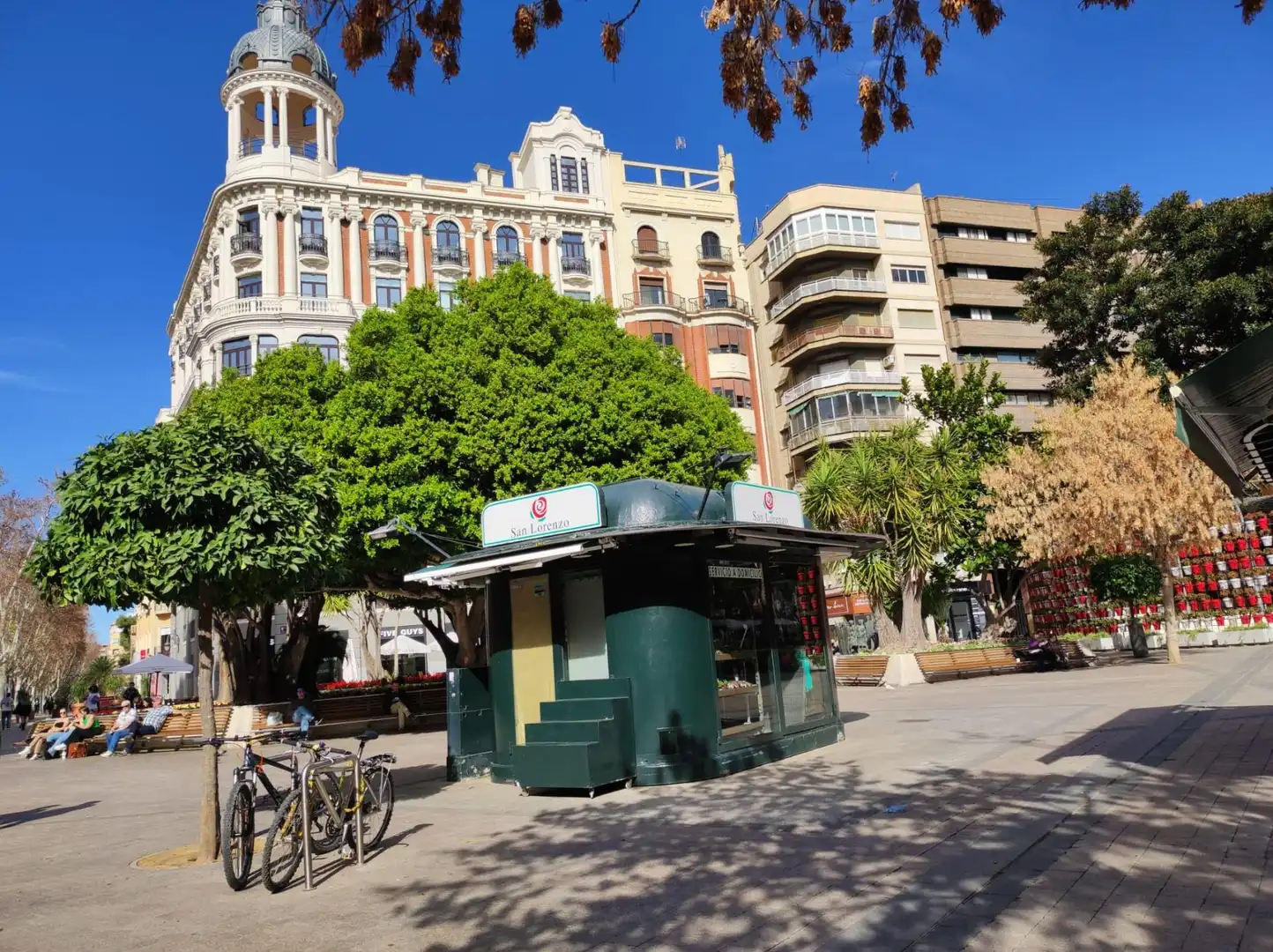 Gewerbefläche zum Verkauf in Calle de Saavedra Fajardo 17, imagen 8