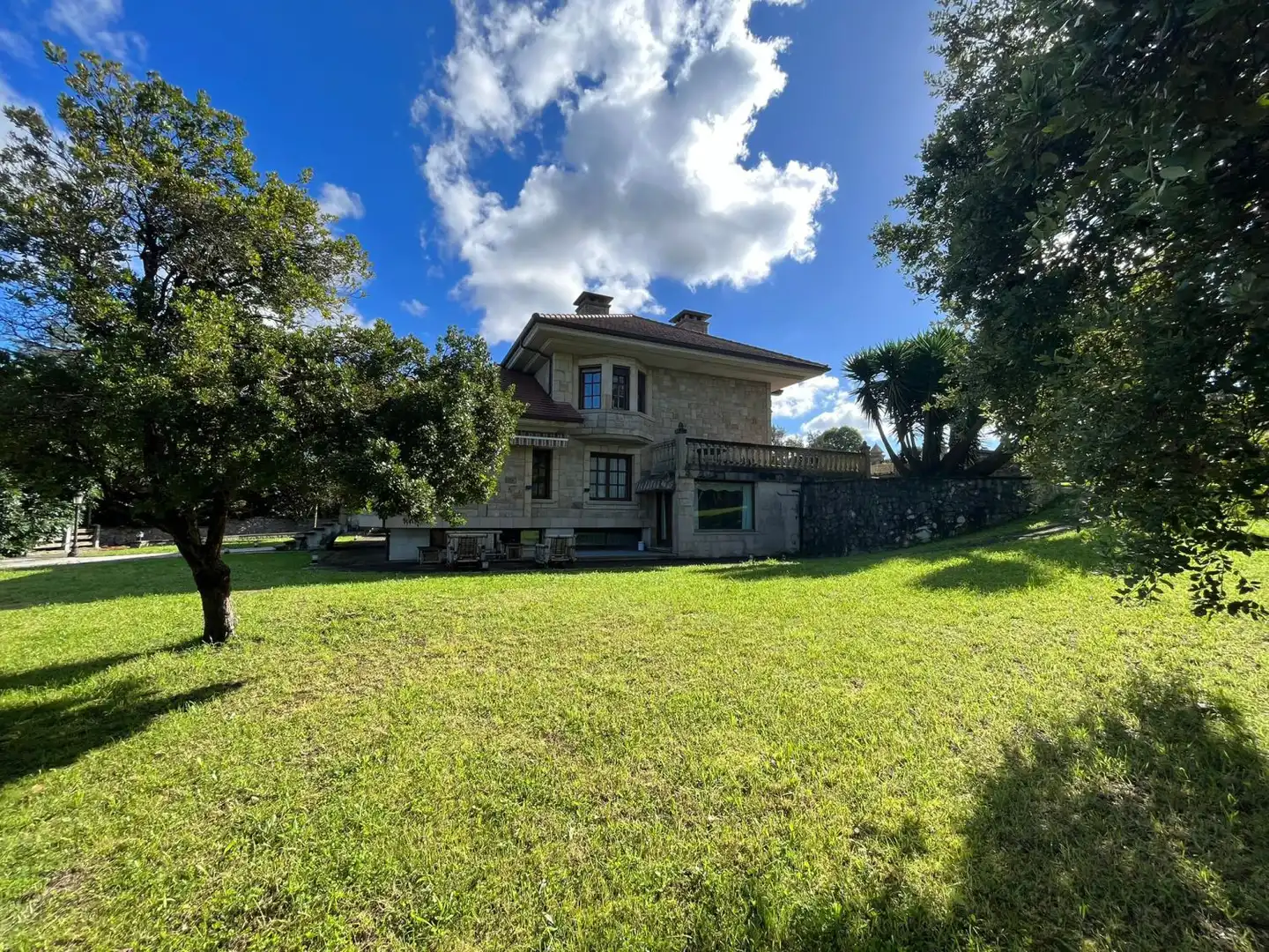 Vista exterior de Casa o chalet en venta en Noja con Calefacción, Trastero y Jacuzzi