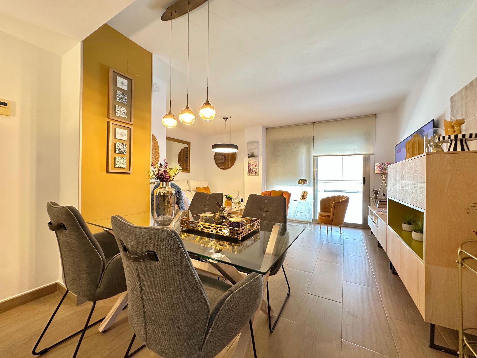 Dining room of Flat for sale in Vélez-Málaga  with Air Conditioner, Heating and Terrace