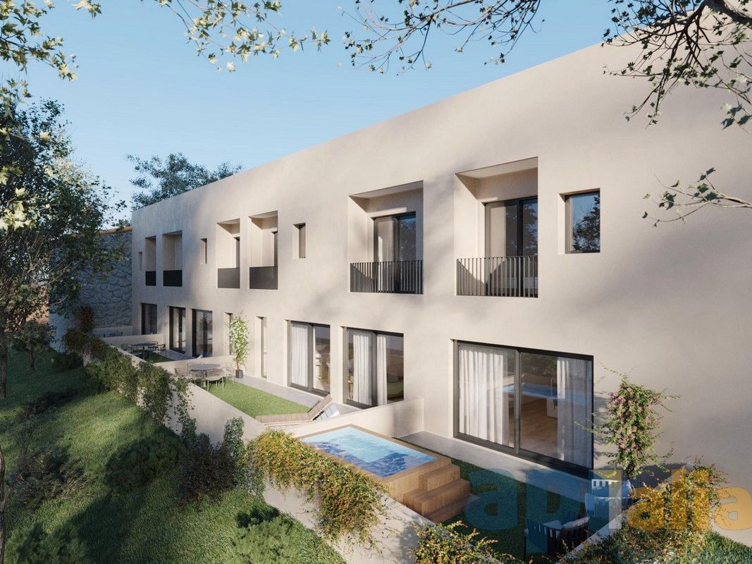 Exterior view of Single-family semi-detached for sale in Sant Feliu de Guíxols  with Air Conditioner, Heating and Private garden