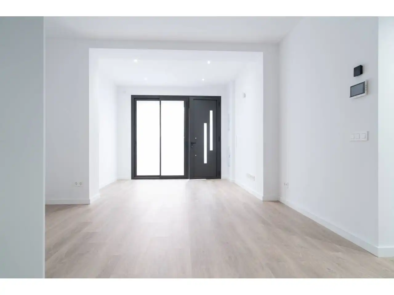 Flat for sale in Plaza jonqueras, imagen 2