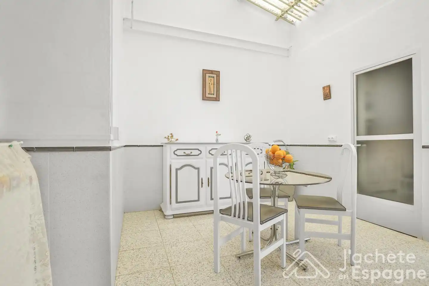 Cuina de Casa adosada en venda en Caudete amb Aire condicionat, Calefacció i Terrassa