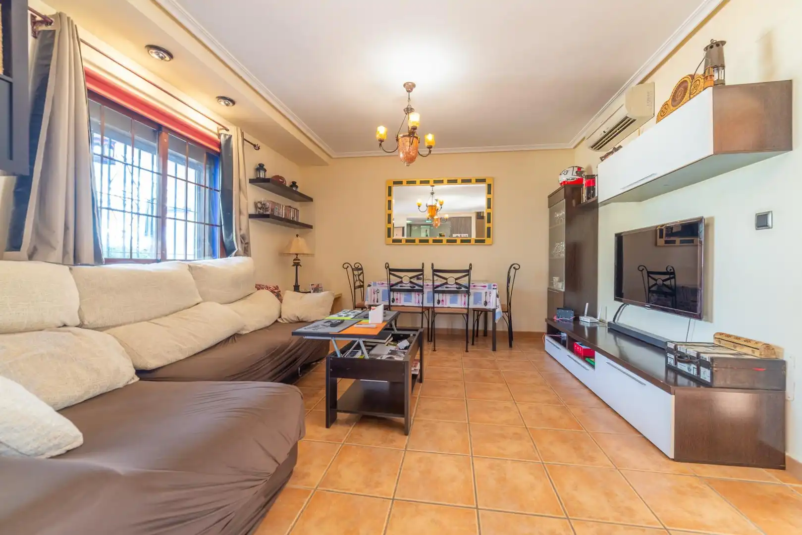 Wohnzimmer von Einfamilien-Reihenhaus zum Verkauf in San Javier mit Klimaanlage, Heizung und Privatgarten