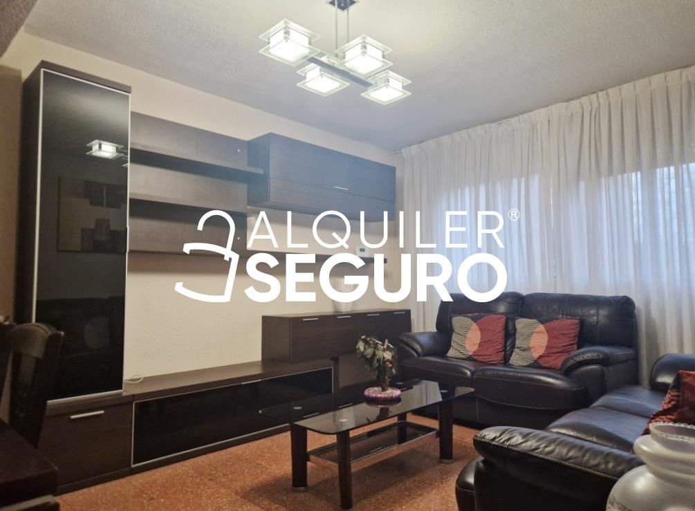 Sala d'estar de Pis de lloguer en  Madrid Capital amb Aire condicionat, Calefacció i Moblat