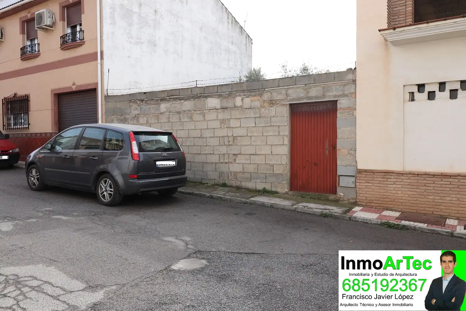 Vista exterior de Casa o xalet en venda en Íllora amb Jardí privat, Terrassa i Balcó
