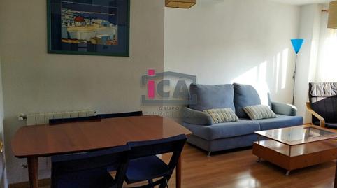 Foto 2 de Apartamento de alquiler en Calle Agustina de Aragón, Aguas Vivas - La Zambomba, Cáceres Capital