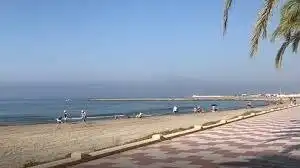 Vista exterior de Apartament en venda en Santa Pola amb Aire condicionat, Jardí privat i Parquet