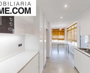 Kitchen of Flat for sale in Málaga Capital  with Air Conditioner, Private garden and Community pool