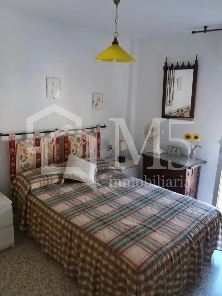 Schlafzimmer von Einfamilien-Reihenhaus zum Verkauf in Algarrobo mit Möbliert