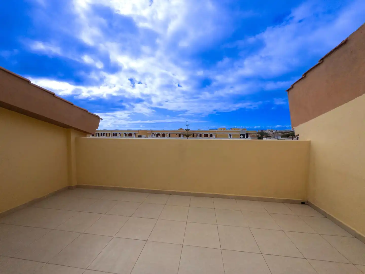 Terraza de Dúplex en venta en Adeje con Aire acondicionado, Jardín privado y Terraza