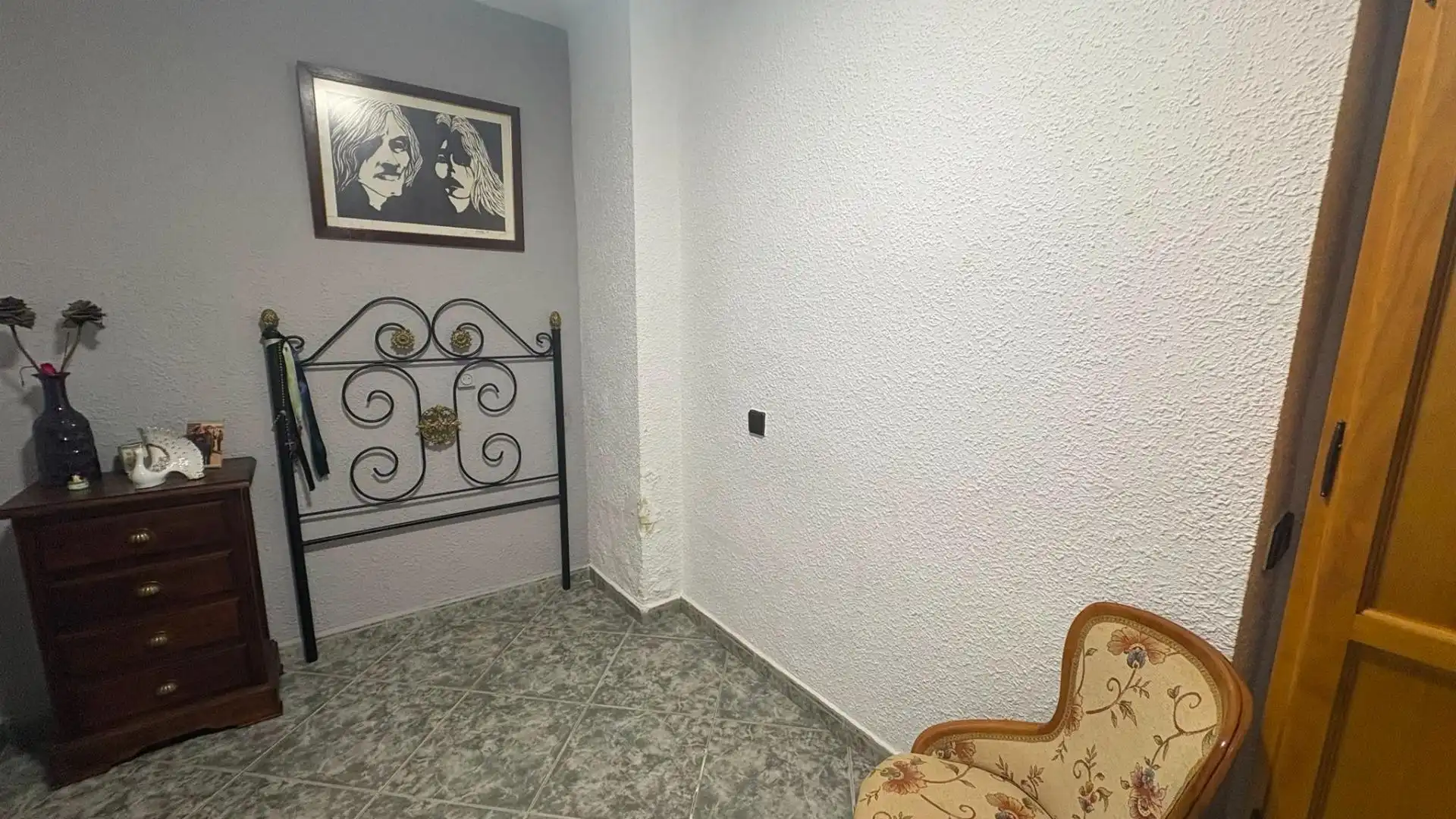 Dormitori de Casa adosada en venda en Málaga amb Aire condicionat, Terrassa i Balcó