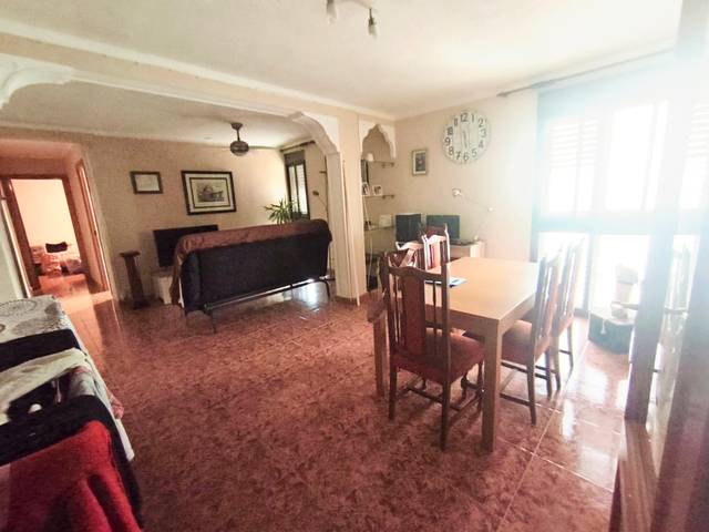 Piso en Venta en Carrer de María Montessori (Pedagoga) en Tres Forques