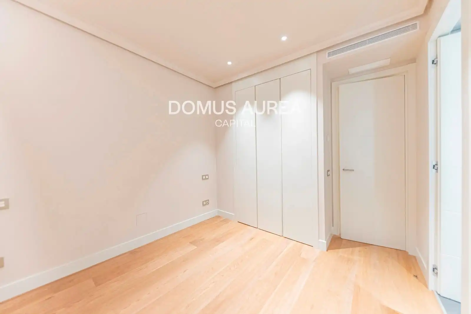 Appartement avec balcon à louer à Fernando VI, imagen 16